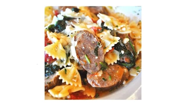 Farfalle Salsiccia.