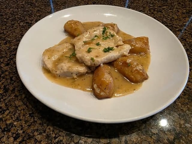 Chicken Vesuvio (Catering).